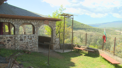 Откраднаха камбаната на параклиса край петричкото село Генерал Тодоров