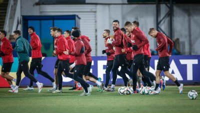 България ще играе приятелски мач с Черна гора