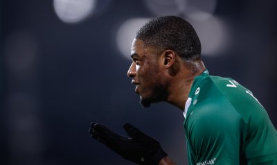 Лудогорец получава нов шанс да намали аванса на Левски