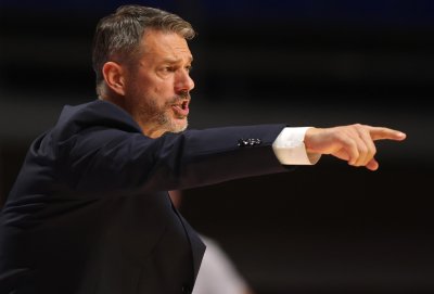 Пътищата на Юрица Големац и БК Дубай се разделят