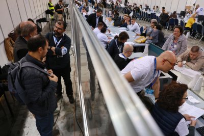 Как протича предаването на протоколите в София?