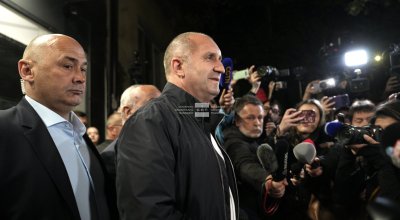 Антонио Коща поздрави Румен Радев за победата