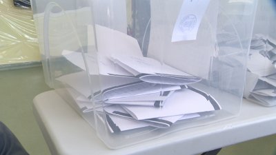 Сигнал за манипулиран вот: Мъж гласувал с преференция, не я отчели в протокола