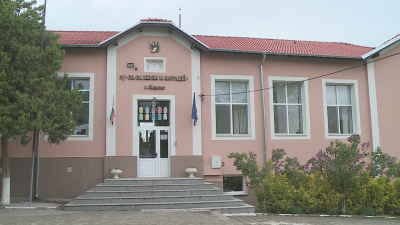 Недостиг на места в детската градина и училището в пловдивското село Марково притеснява родителите