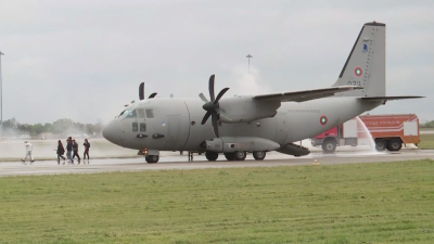 Мащабно учение за действия при бедствени ситуации на Летище Пловдив (СНИМКИ)