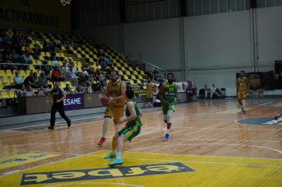 Миньор 2015 наказа защитата на Шумен