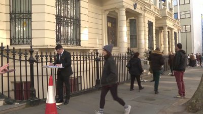 Вотът на българите във Великобритания: Още в началните часове се образуваха опашки