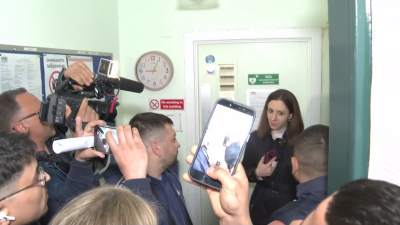 Напрежението в Лондон ескалира след приключване на изборния ден