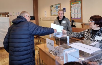 35,11 % е избирателната активност във Варна и областта към 16.00 часа