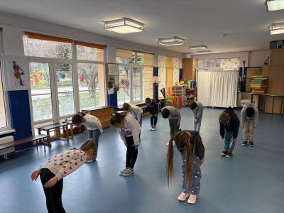 Втора година &bdquo;Спортен час&ldquo; осигурява безплатни тренировки за деца и ученици