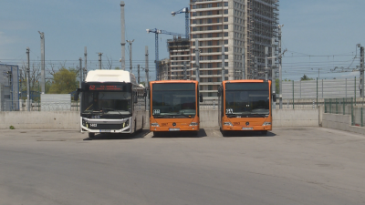 В първия си работен ден: Мъж се барикадира в гараж "Земляне" с искане за по-висока заплата