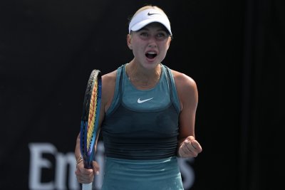 Потапова повали бивша №1 и се класира за полуфиналите в Мадрид