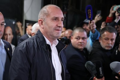 Програмата на "Прогресивна България" &ndash; икономическо развитие и борба с олигархичния модел