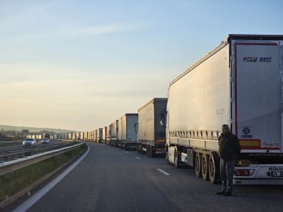 Близо 20 км. е опашката в посока &bdquo;Капитан Андреево&ldquo; между Любимец и Свиленград.