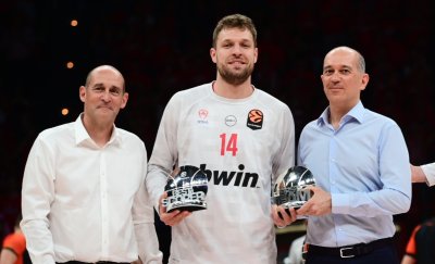 Две награди за Александър Везенков в Евролигата (ВИДЕО)