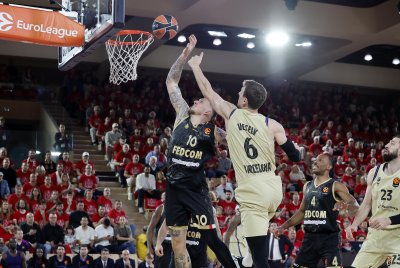 Монако си уреди дуел с Везенков и Олимпиакос в плейофите на Евролигата (ВИДЕО)