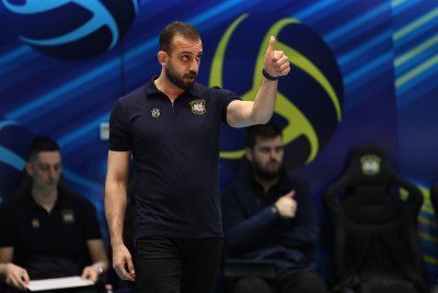 Марица се разделя с треньора Ахметджан Ершимшек след триумфална ера