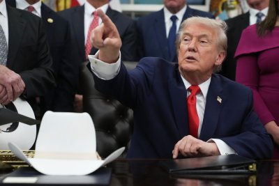 Ще бъде ли уволнен Джими Кимъл заради шегата с Мелания?