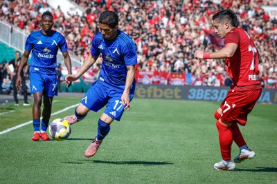 Левски обърна ЦСКА и е на крачка от титлата