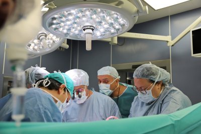 Шанс за нов живот: Екип на ВМА трансплантира черен дроб на 31-годишна жена