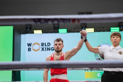 Ясен Радев в битка за финал на Световната купа по бокс в Бразилия