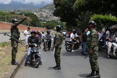 Взрив на магистрала в Югозападна Колумбия отне десетки животи