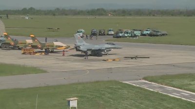 Трета авиобаза &bdquo;Граф Игнатиево&ldquo; с ключова роля в празничния въздушен парад