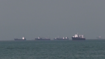 Петролът поскъпва рязко заради напрежение между САЩ и Иран