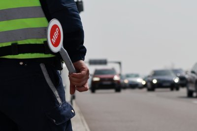Отново на път за празниците: Сериозен трафик и засилен контрол през почивните дни