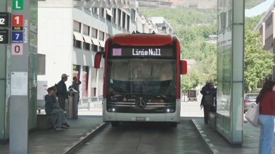 Експериментално: Автобус без маршрут стартира в швейцарския град Баден