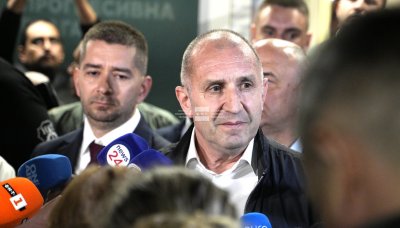 Румен Радев: Дълг е да съхраним българския дух, воинските традиции и държавността