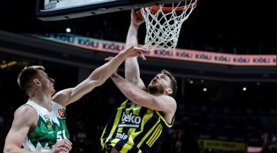 Фенербахче намери верните решения срещу Жалгирис за втори път в Евролигата (ВИДЕО)