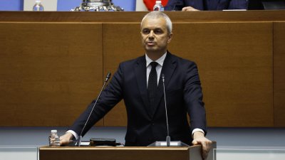 Уважаеми сънародници както винаги се обръщам само и единствено към