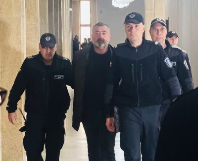 Оставиха в ареста грузинския шофьор, обвинен в контрабандата на 3,5 млн. цигари от ферибота &bdquo;Дружба&ldquo;