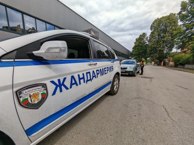 Общо 350 служители на жандармерията ще помагат за сигурността на Джиро д'Италия