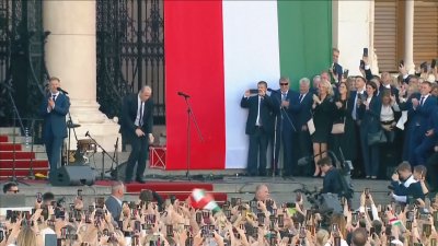 Победоносният танц: Лекарят от "ТИСА" отново се превърна в сензация