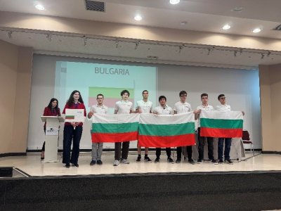 Български ученици спечелиха шест медала от Балканската олимпиада по математика