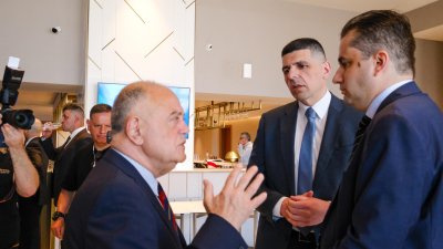 &bdquo;Демократична България&ldquo; обсъжда действията си: Опозиция с готовност за подкрепа по съдебната реформа