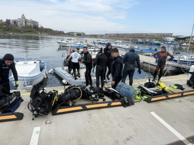 Водолази чистят морето край Созопол
