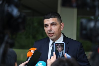 Спор за паркиране: Задържаха мъж, след като нападнал депутата Ивайло Мирчев
