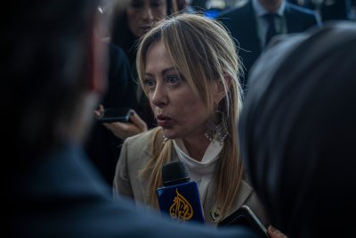 Мелони отмени планирано посещение в Кипър, отива в Модена, където шофьор вряза автомобила си в хора