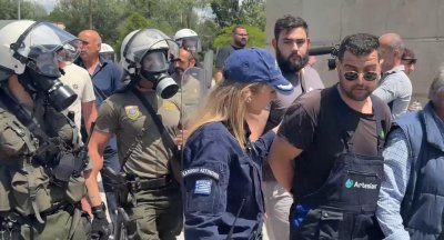 Гръцките фермери отново на протест: Блокада и напрежение край границата с България