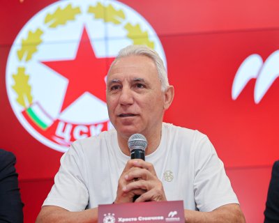 Христо Стоичков: Армейският дух никога не умира