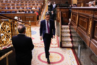 Опозицията в Испания поиска оставката на кабинета на Педро Санчес