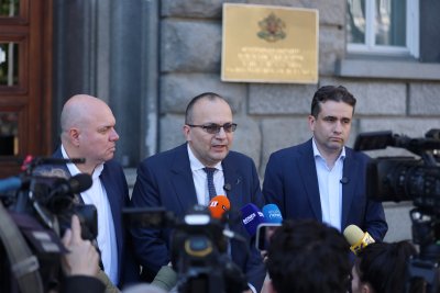 &bdquo;Демократична България&ldquo; настоява дефицитът да бъде ограничен до 3% още тази година и до 2,5% &ndash; догодина