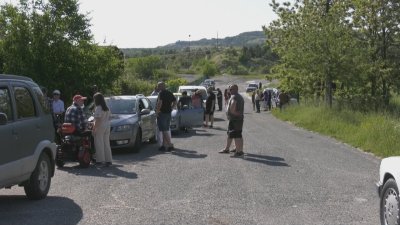 Протест в Кърджали - хората искат достъп до имотите си