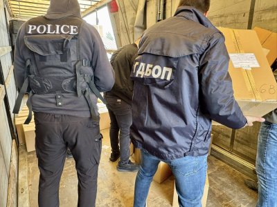 Брифинг на ГДБОП за акция срещу наркоразпространението