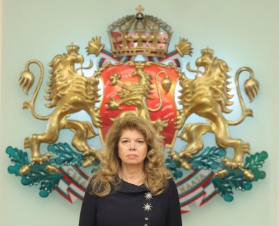 Президентът Йотова: Във всеки свой образ Любен Дилов-син търсеше смисъла отвъд очевидното