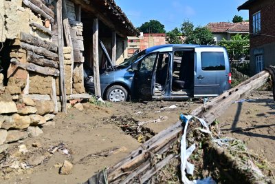 Доброволци от Доброволческо формирование Варна и община Дългопол започнаха да