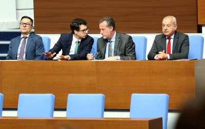 Блицконтрол и редовен парламентарен контрол в дневния ред на депутатите